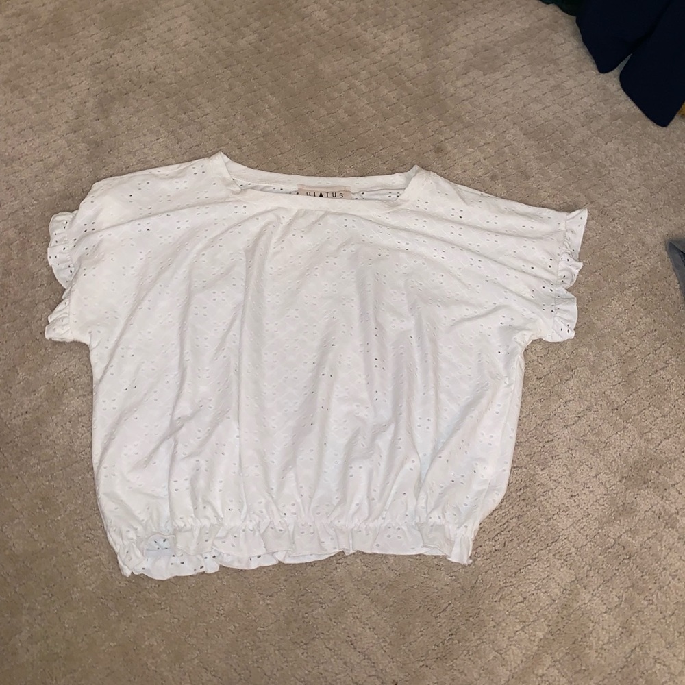 Never worn! Bought for game day & forgot abt it